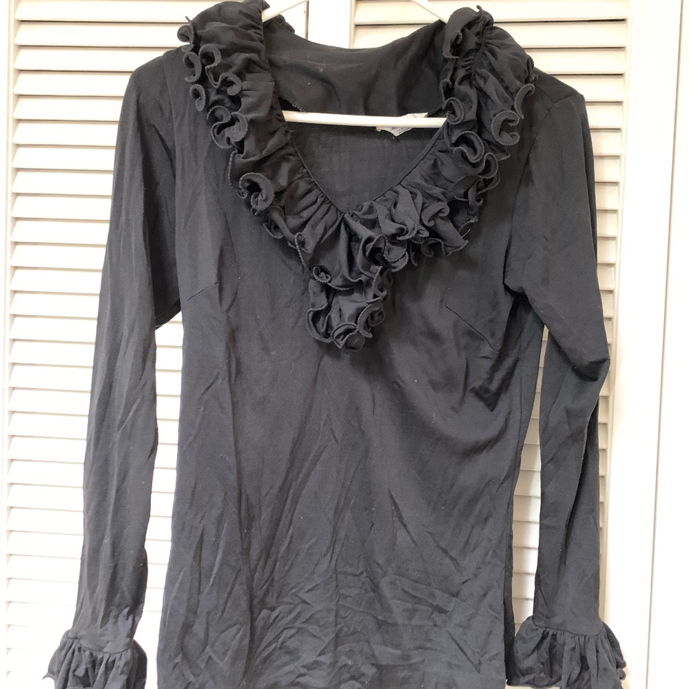 Vintage 1970s V-Neck Long Sleeve Nylon Blouse Sculptured Ruffle Mardi Modes NY - Picture 4 of 11